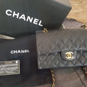 CHANEL Purse